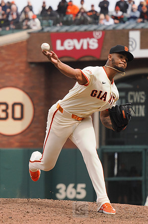MLB: Milwaukee Brewers at San Francisco Giants
