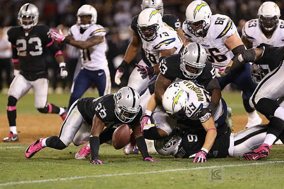 NFL: San Diego Chargers at Oakland Raiders