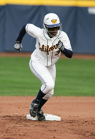 Cal Softball vs Santa Clara