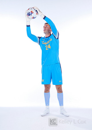 Collin Travasos (24)