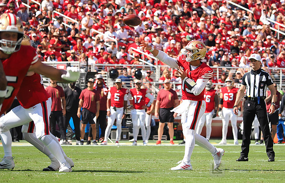 NFL: Arizona Cardinals at San Francisco 49ers