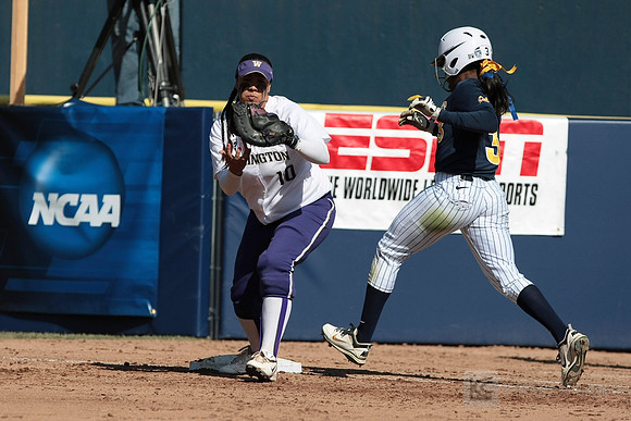 Softball: Washington vs Cal