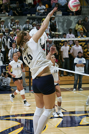 Cal Volleyball vs Arizona State