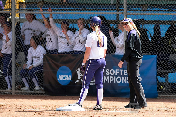 Softball: Washington vs Cal