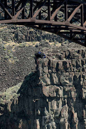BASE Jumping