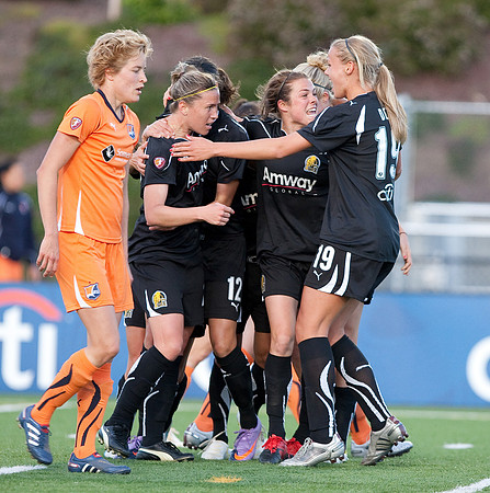 FC Gold Pride vs Sky Blue FC