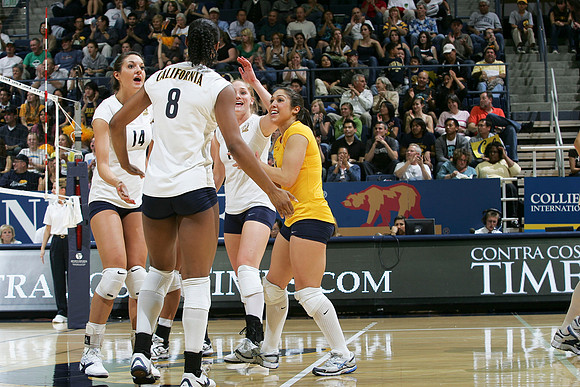 Cal Women's Volleyball vs Stanford