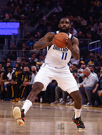 NBA: Dallas Mavericks at Golden State Warriors