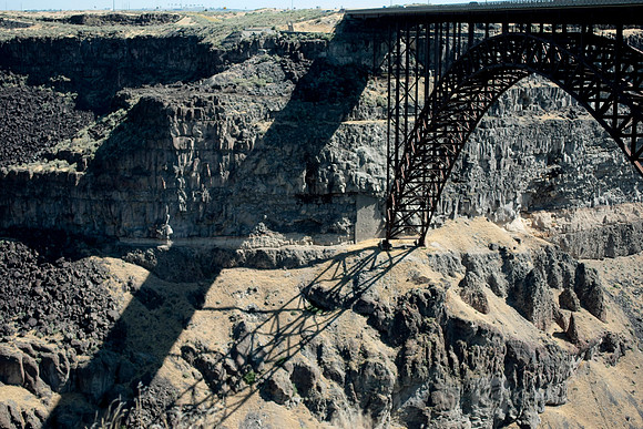 BASE Jumping