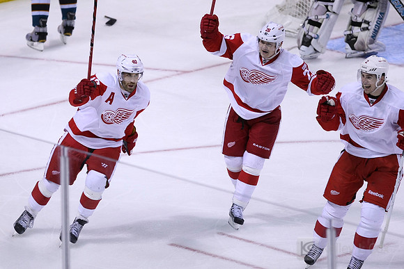 NHL: Detroit Red Wings at San Jose Sharks