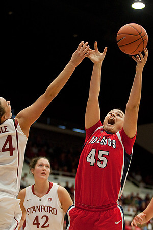 NCAA WOMEN'S BASKETBALL 2010 - Dec 12 - Fresno State at Stanford