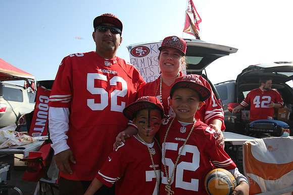 NFL: Carolina Panthers at San Francisco 49ers