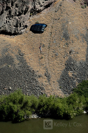 BASE Jumping
