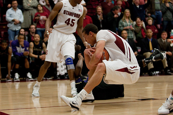 NCAA MEN'S BASKETBALL 2011 - Jan 13 - Washington at Stanford