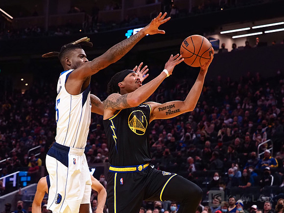 NBA: Dallas Mavericks at Golden State Warriors