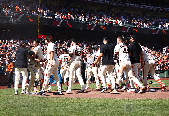MLB: Cincinnati Reds at San Francisco Giants