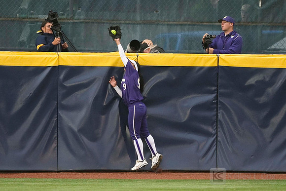 Softball: Washington vs Cal