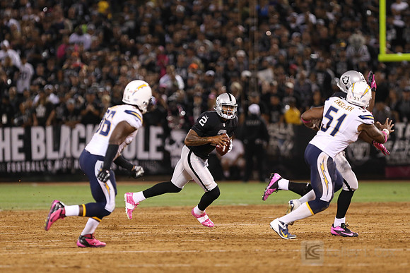 NFL: San Diego Chargers at Oakland Raiders
