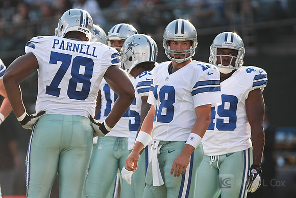 NFL: Preseason-Dallas Cowboys at Oakland Raiders