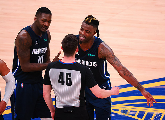 NBA: Playoffs-Dallas Mavericks at Golden State Warriors