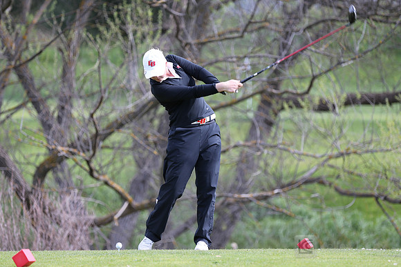 CSUEB Womens Golf