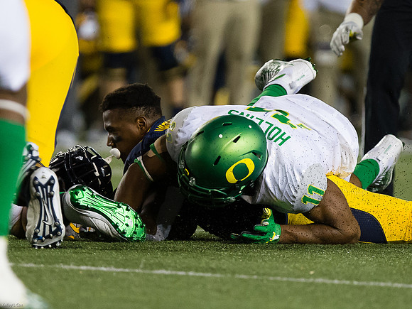 NCAA Football: Oregon at California