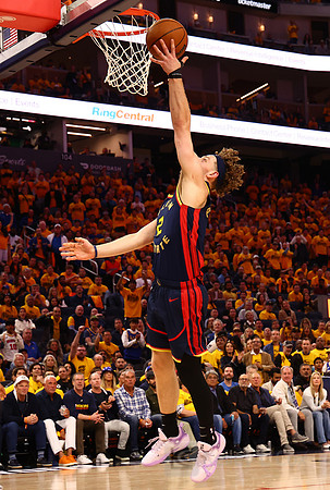 NBA: Playoffs-Houston Rockets at Golden State Warriors