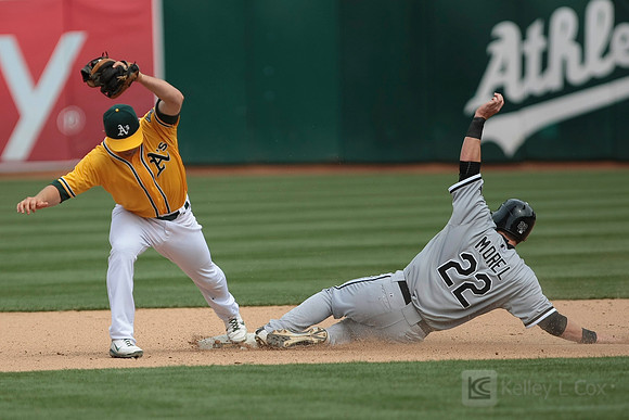 MLB: Chicago White Sox at Oakland Athletics