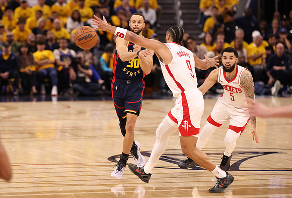 NBA: Playoffs-Houston Rockets at Golden State Warriors