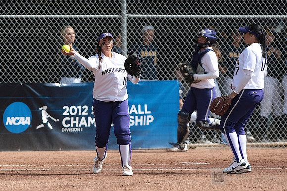 Softball: Washington vs Cal