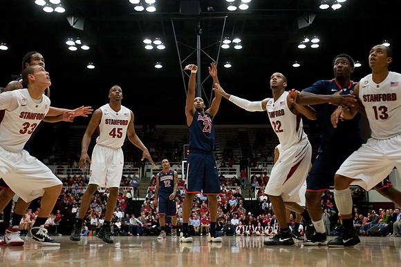 NCAA MEN'S BASKETBALL 2011 - Feb 03 - Arizona at Stanford
