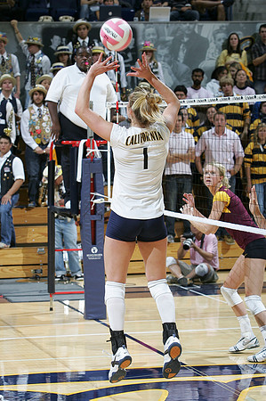 Cal Volleyball vs Arizona State
