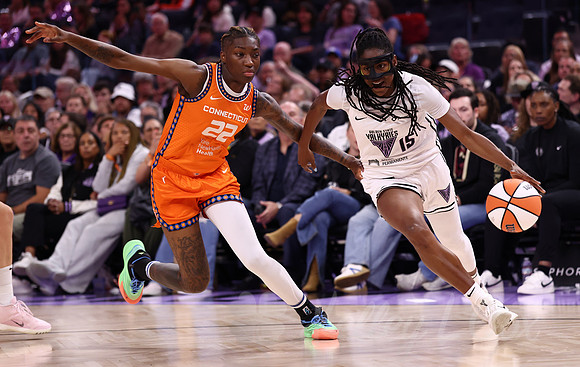 WNBA: Connecticut Sun at Golden State Valkyries
