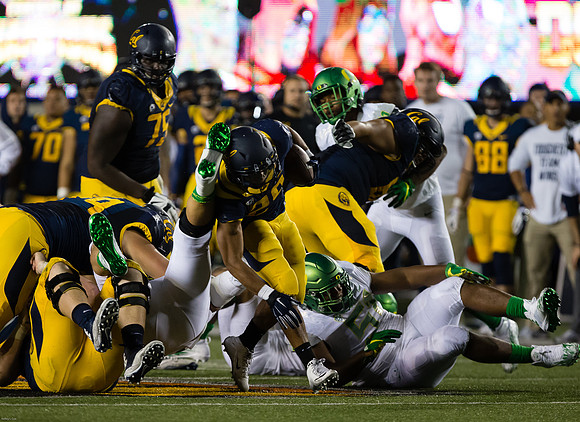 NCAA Football: Oregon at California