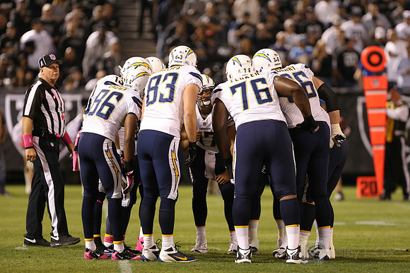 NFL: San Diego Chargers at Oakland Raiders